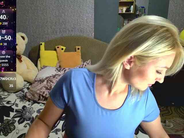 AnnaDeVille webcam