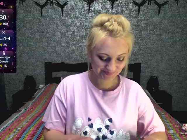 AnnaDeVille webcam