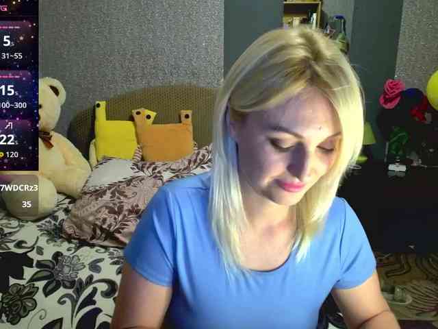 AnnaDeVille webcam