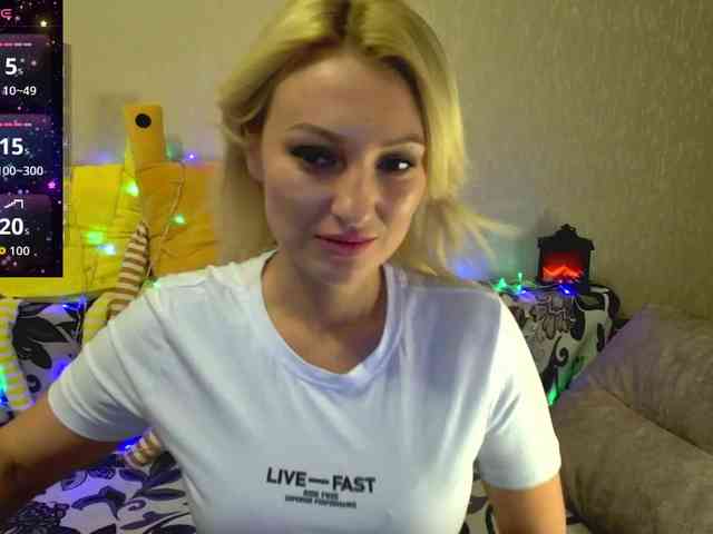 AnnaDeVille webcam