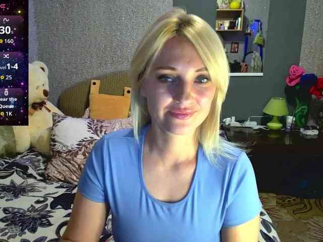 AnnaDeVille webcam