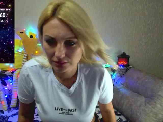 AnnaDeVille webcam