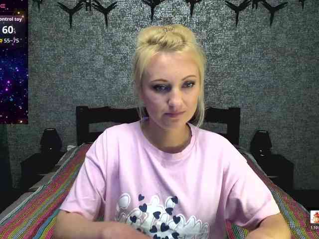 AnnaDeVille webcam
