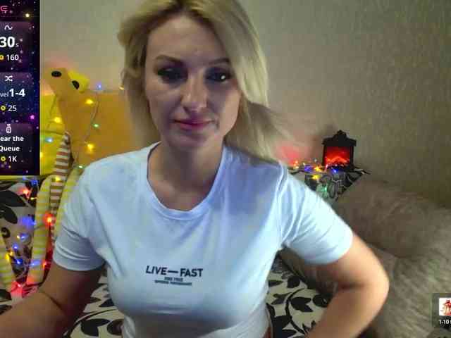 AnnaDeVille webcam