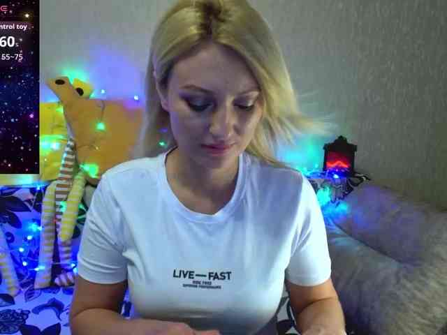 AnnaDeVille webcam
