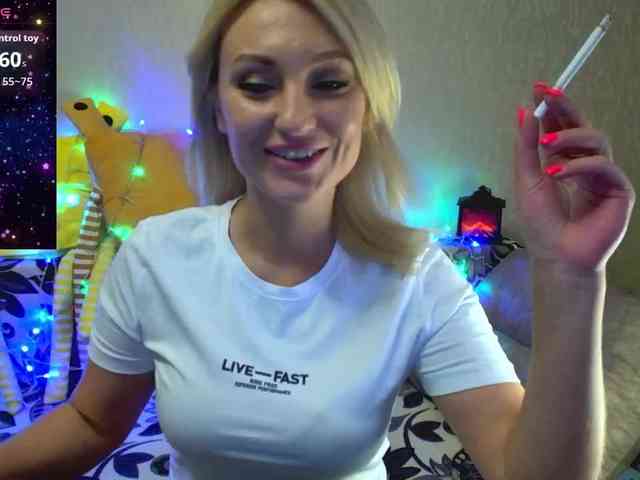 AnnaDeVille webcam