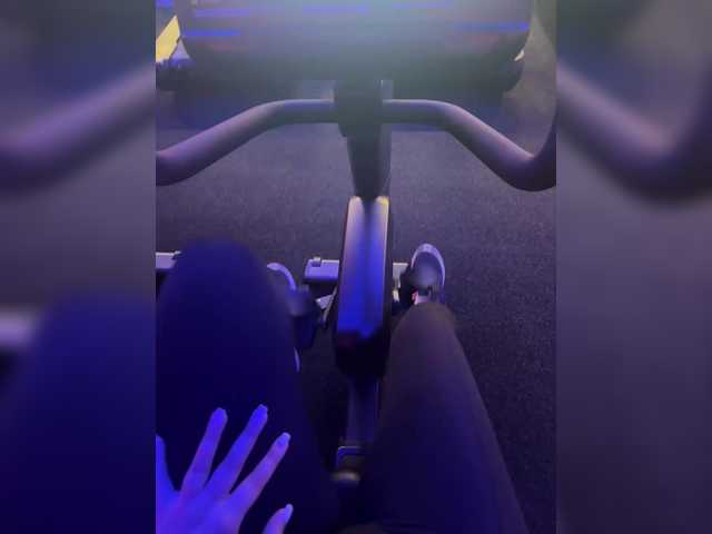 MissKriss1's BongaCams show and profile