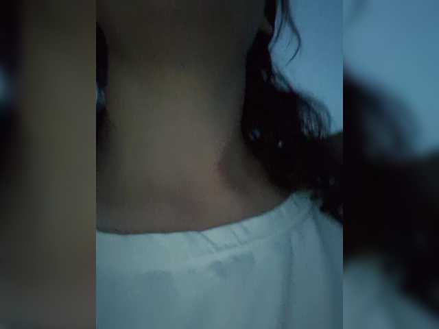 nika-on cam belle