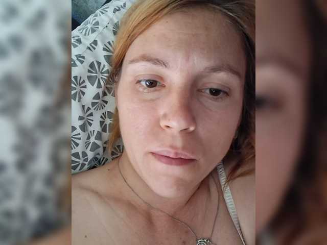 Lola32 live cam