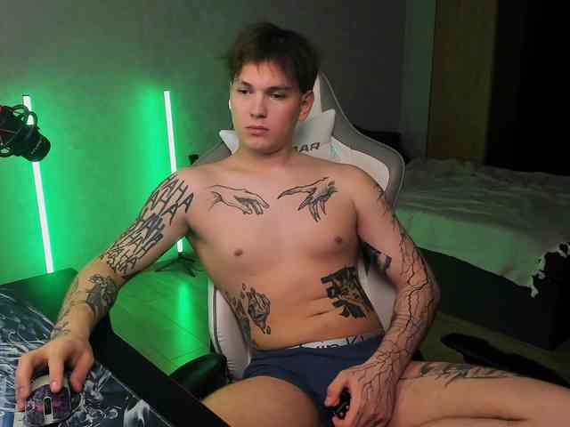 Nikita8Prinz8 Live Webcam on BongaCams