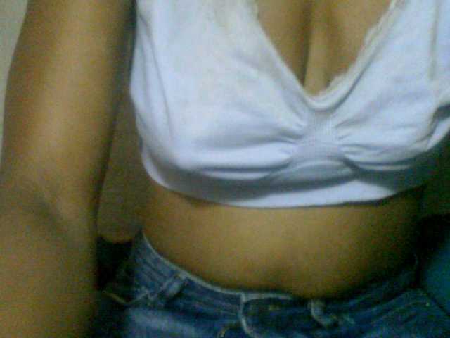 Fanihsexy live cam on BongaCams