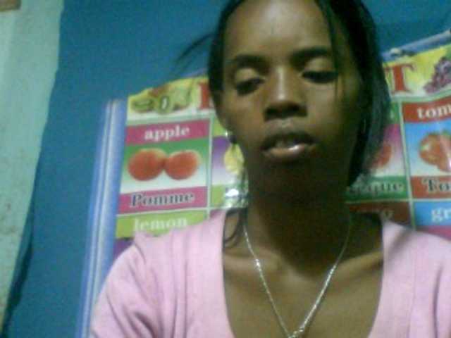 Fanihsexy live cam on BongaCams