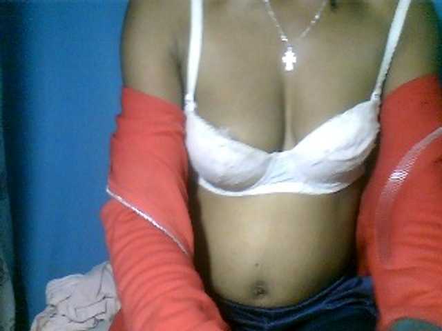 Fanihsexy live cam on BongaCams