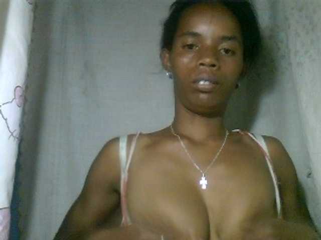 Fanihsexy live cam on BongaCams