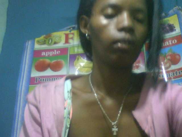 Fanihsexy live cam on BongaCams