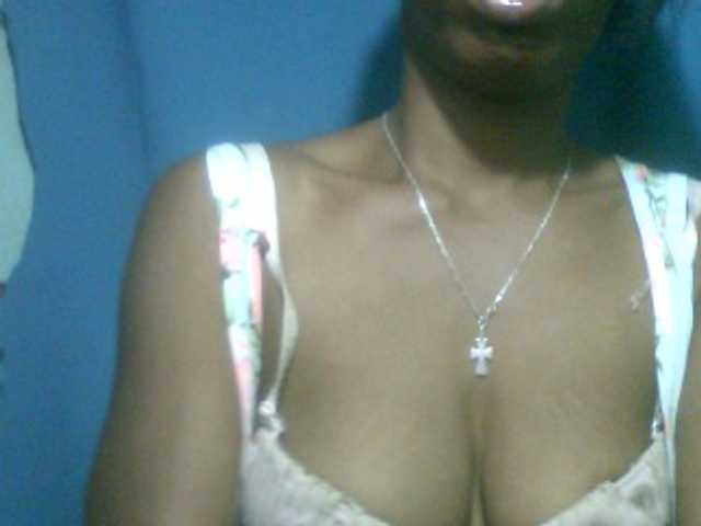 Fanihsexy live cam on BongaCams