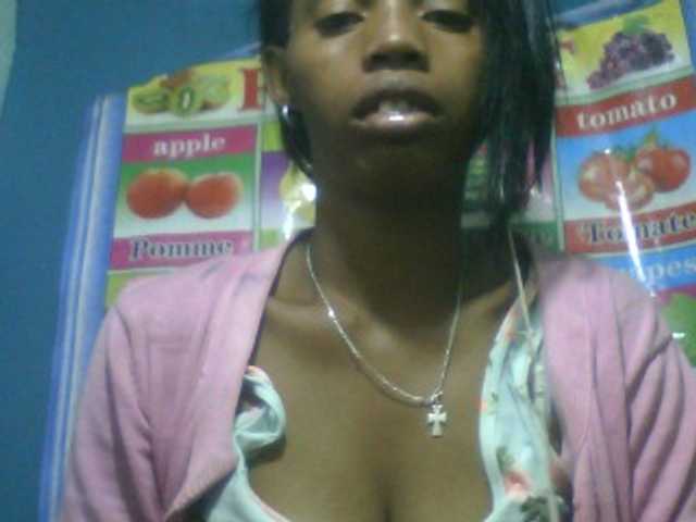 Fanihsexy live cam on BongaCams