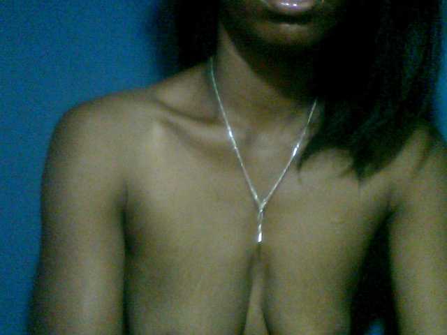 Fanihsexy live cam on BongaCams