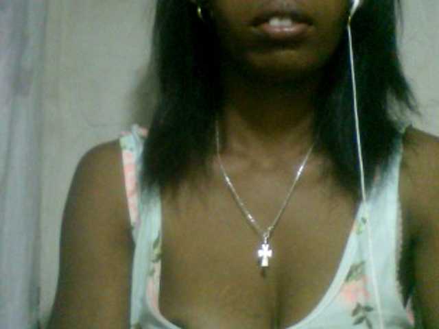 Fanihsexy live cam on BongaCams