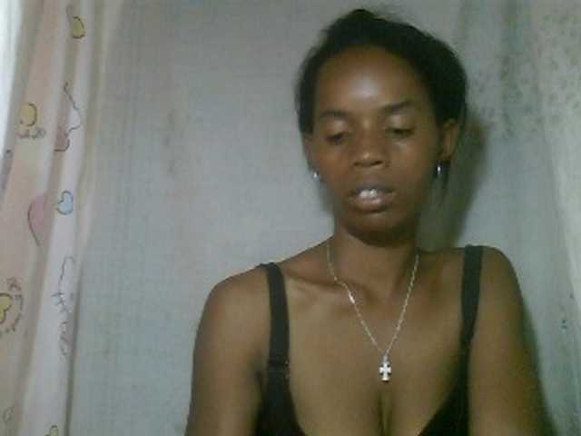 Fanihsexy live cam on BongaCams