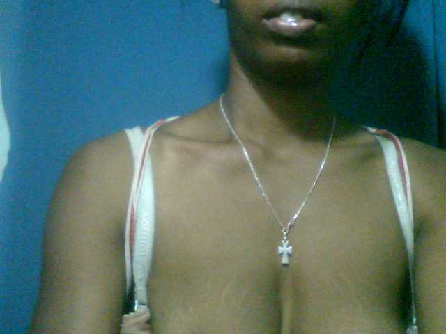 Fanihsexy live cam on BongaCams