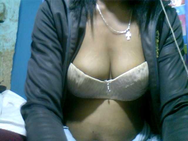 Fanihsexy live cam on BongaCams