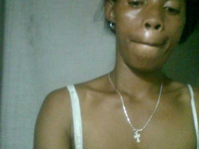 Fanihsexy live cam on BongaCams