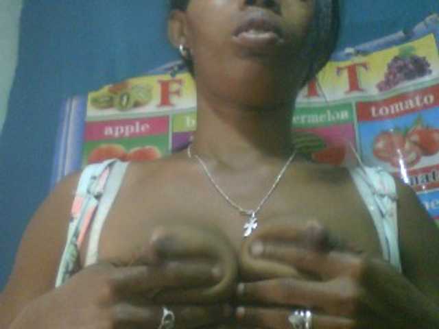 Fanihsexy live cam on BongaCams