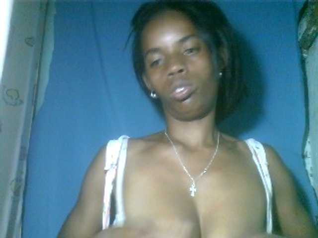 Fanihsexy live cam on BongaCams
