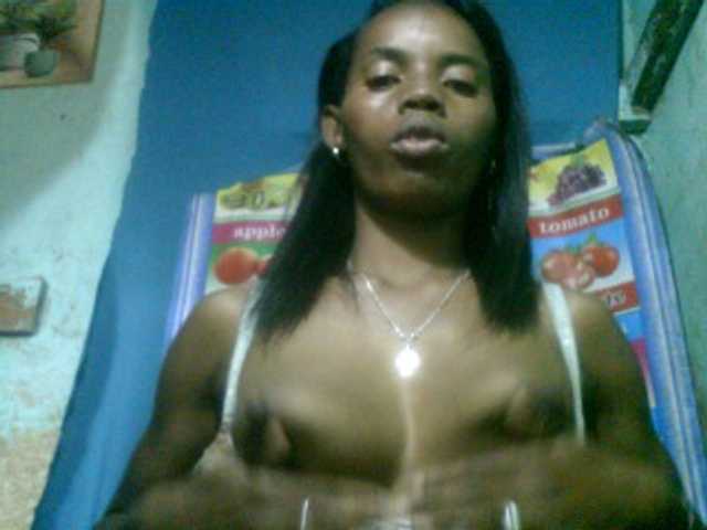 Fanihsexy live cam on BongaCams