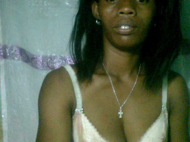 Fanihsexy live cam on BongaCams