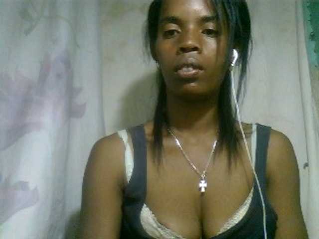 Fanihsexy live cam on BongaCams