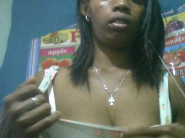 Fanihsexy live cam on BongaCams