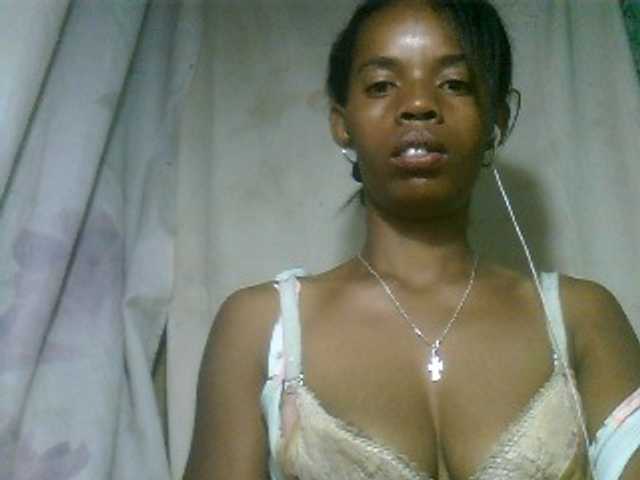 Fanihsexy live cam on BongaCams