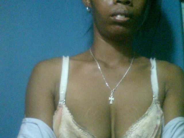 Fanihsexy live cam on BongaCams