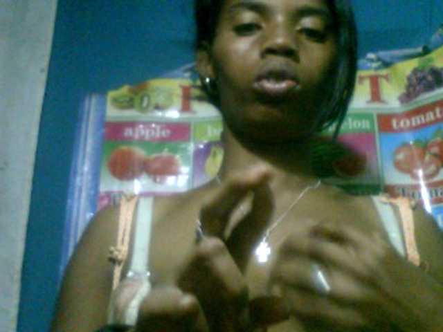 Fanihsexy live cam on BongaCams