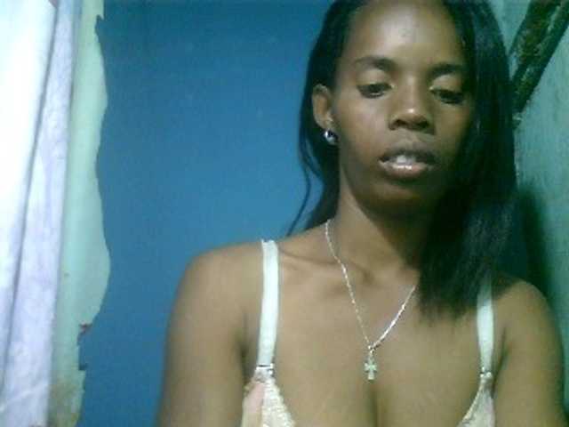 Fanihsexy live cam on BongaCams