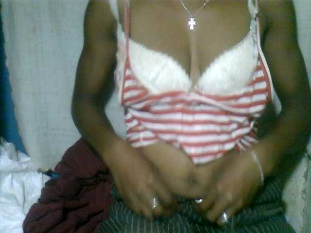Fanihsexy live cam on BongaCams