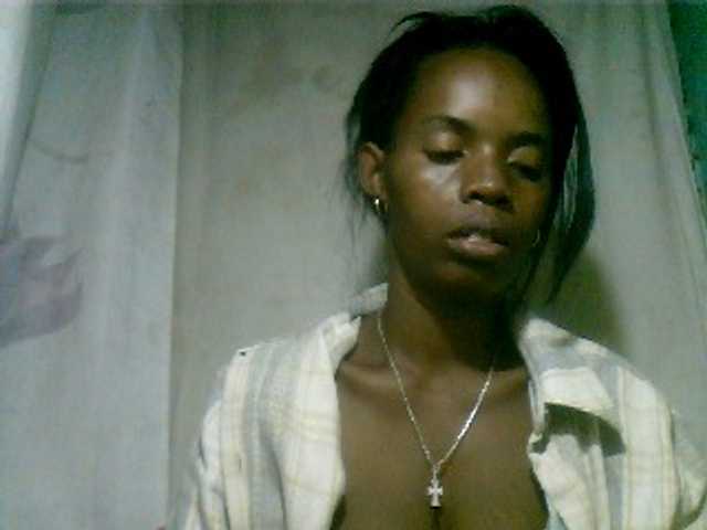 Fanihsexy live cam on BongaCams