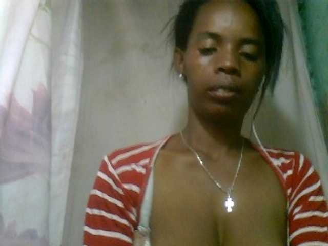 Fanihsexy live cam on BongaCams
