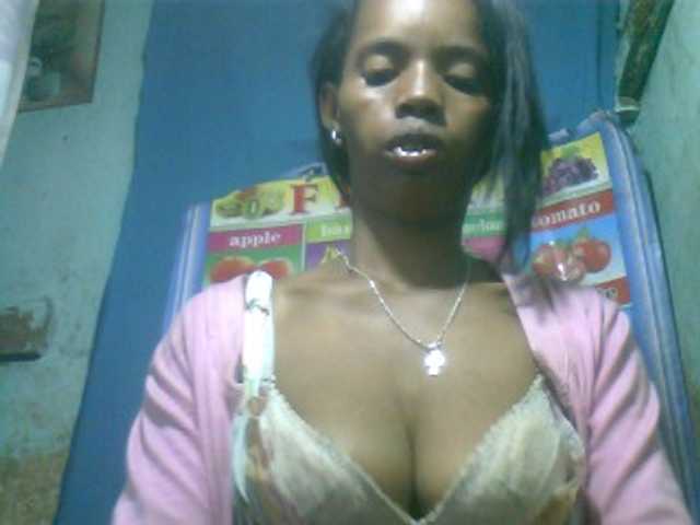 Fanihsexy live cam on BongaCams