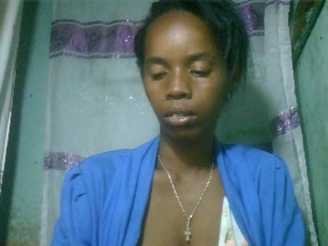 Fanihsexy live cam on BongaCams