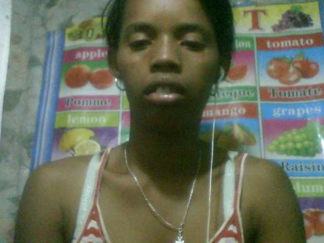 Fanihsexy live cam on BongaCams