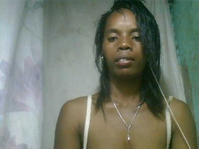 Fanihsexy live cam on BongaCams