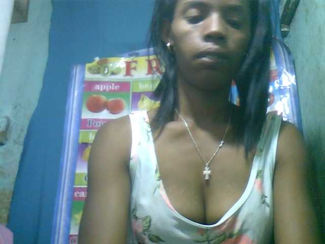 le modèle Fanihsexy est en webcam porno dans un show sur le site bongacams, il possède les tags suivants: Ebony,Brunette,Hairy