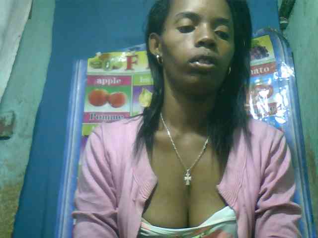 Modèle: Fanihsexy