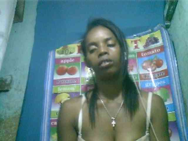 Modèle: Fanihsexy