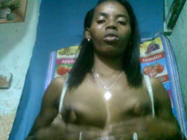 Modèle: Fanihsexy