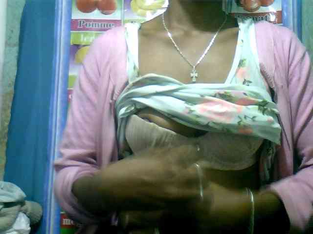 Modèle: Fanihsexy