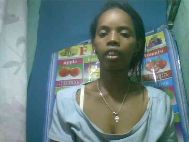 Modèle: Fanihsexy